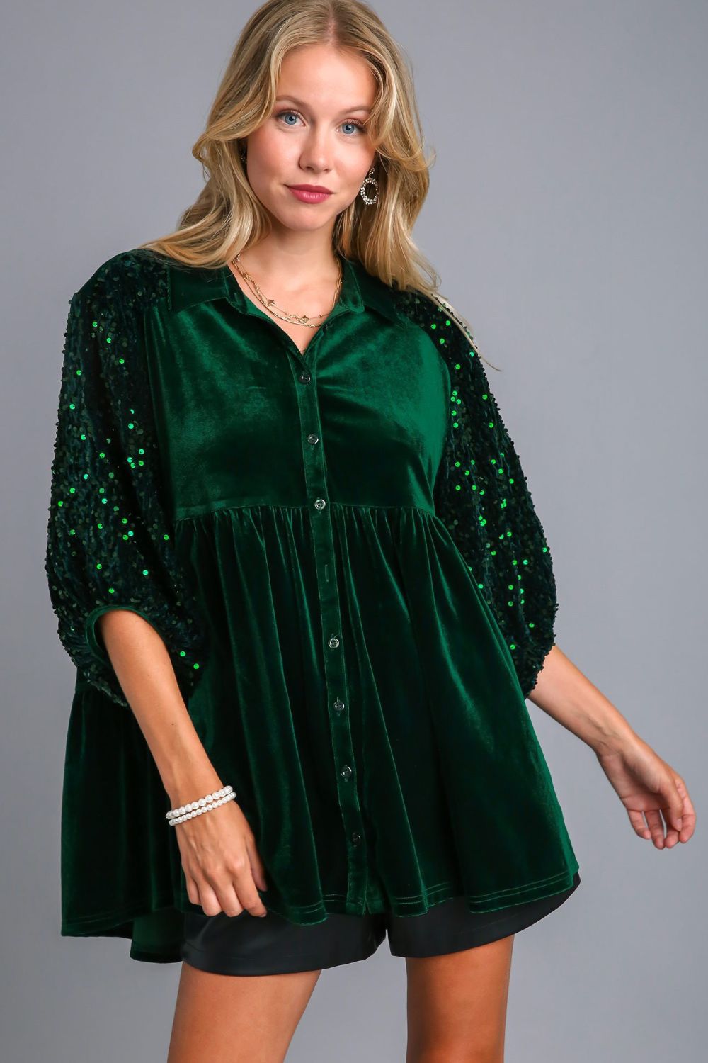 Umgee Sequin Detail Tiered Back Half Sleeve Shirt