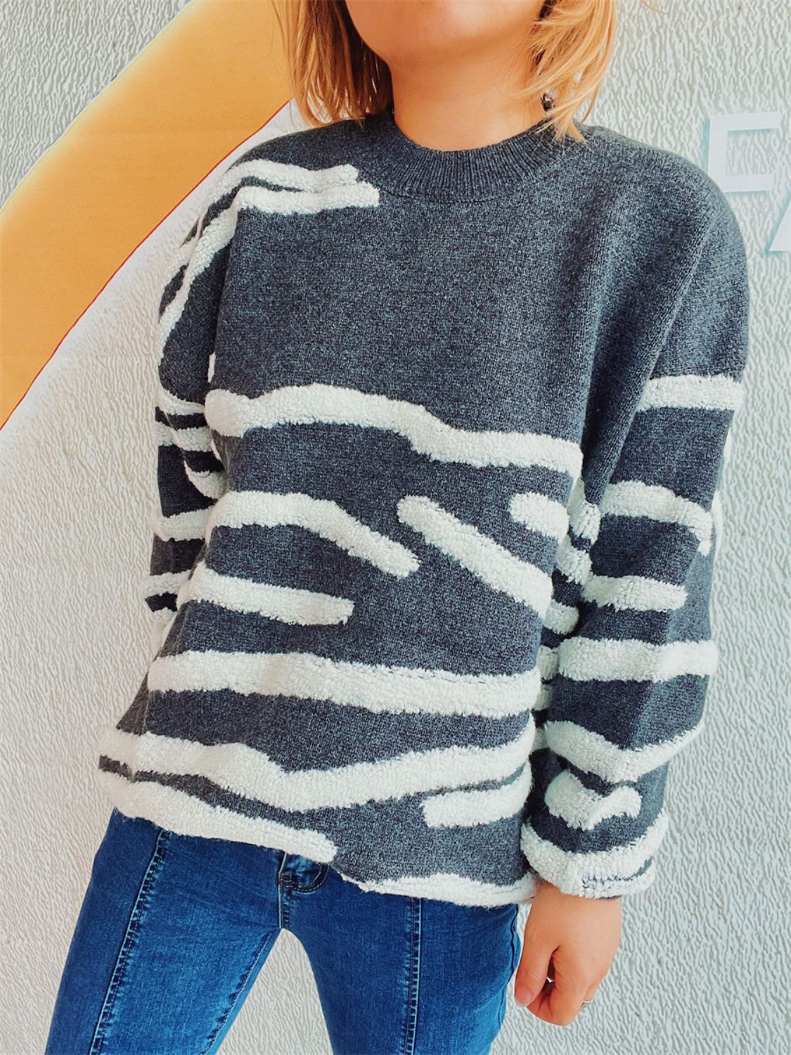 Contrast Round Neck Long Sleeve Sweater